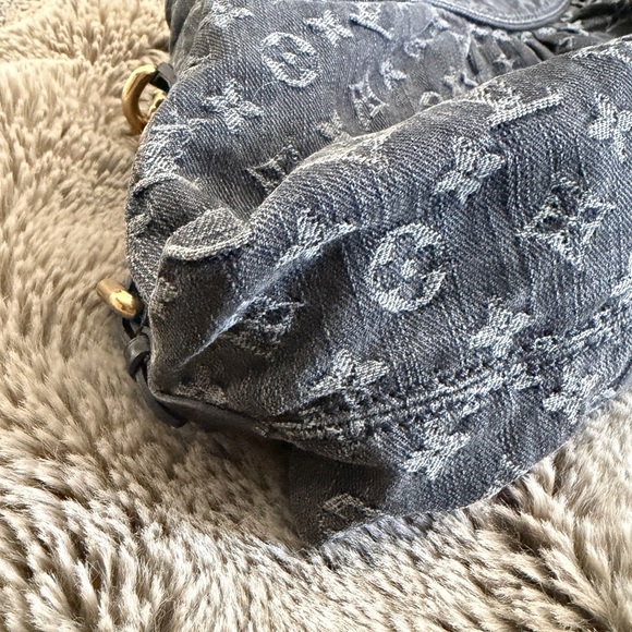 Louis Vuitton Neo Cabby Black Denim shoulder bag - Picture 13 of 16